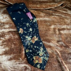 Art Institute of Chicago Silk Tie